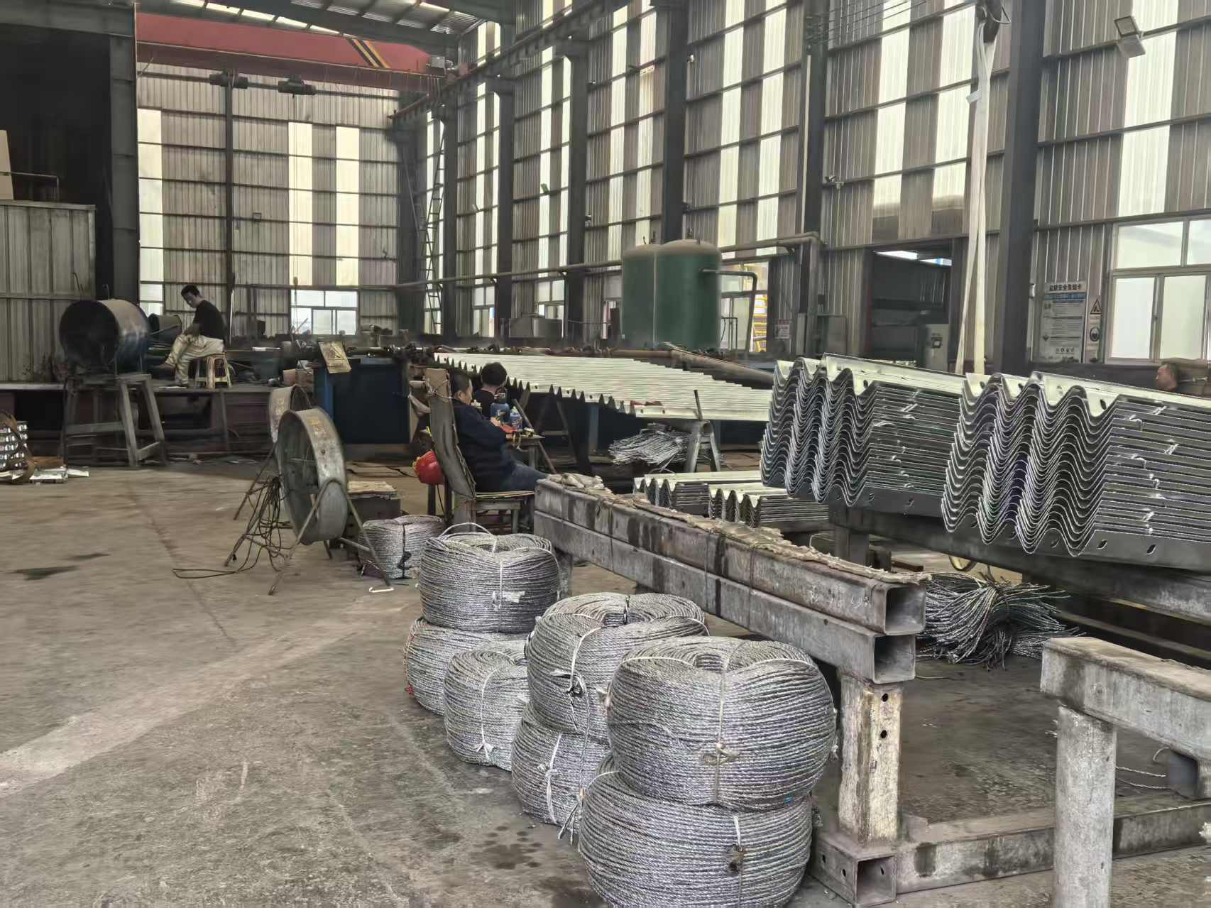 张家口市波形护栏配件三波波形护栏 - 价格